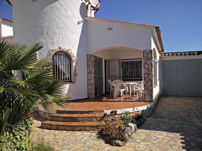 Xalet Amb Jardi Villa Ampuriabrava Exterior foto
